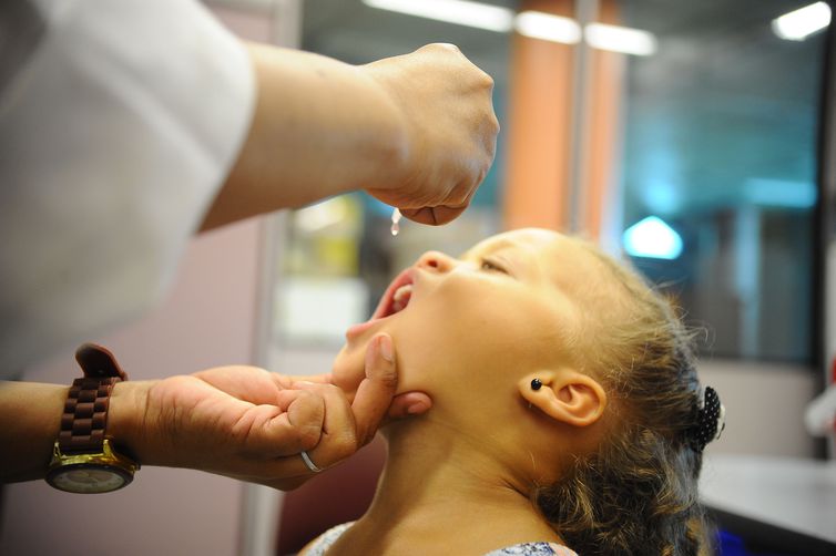Campanha de vacinao contra o sarampo e a paralisia infantil. Foto: Tomaz Silva/Arquivo Agncia Brasil