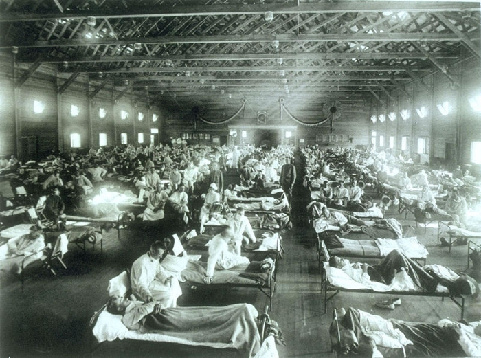 Hospital militar de Emergncia,no Kansas, Estados Unidos, durante uma pandemia de gripe Espanhola. Crdito: U.S Army (Crdito: U.S Army)