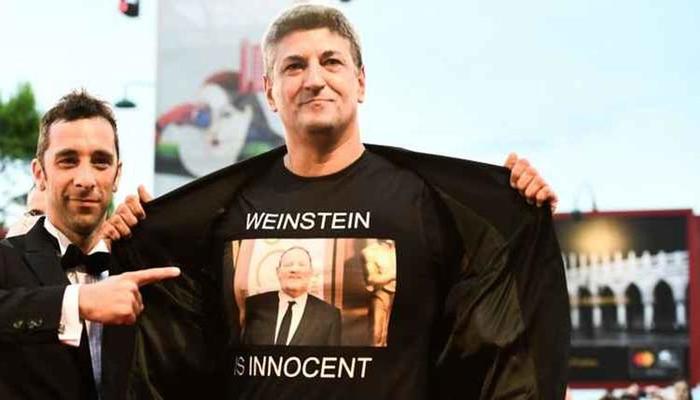 Luciano Garagnani protesta a favor do produtor Harvey Weinstein. Foto: AFP Photo 