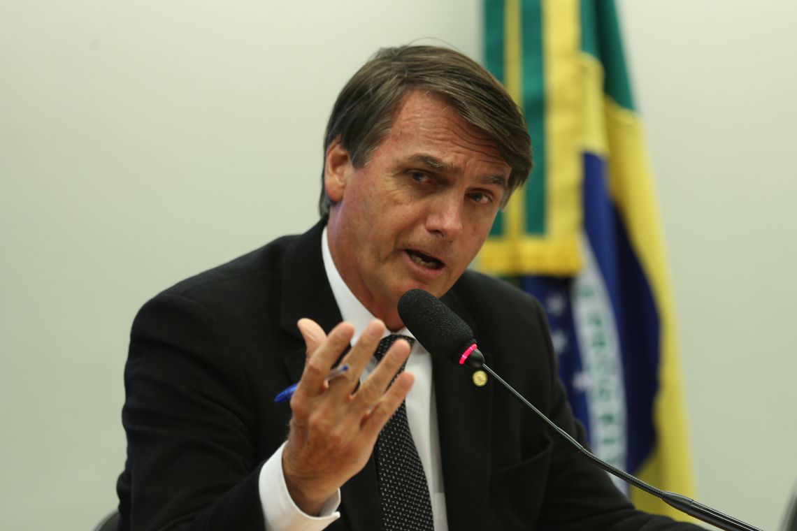 Bolsonaro falou antes de se reunir com empresrios do setor de seguros, no Rio. Foto: Fabio Rodrigues Pozzebom/ Agncia Brasil