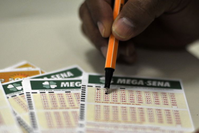 Mega-Sena especial que homenageia os apostadores. Foto: Marcello Casal Jr./Agncia Brasil