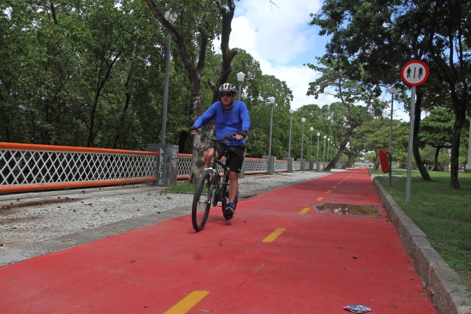 A pesquisa apontou melhoria na pintura e na sinalizao das rotas ciclveis.
Foto: Roberto Ramos/DP. (A pesquisa apontou melhoria na pintura e na sinalizao das rotas ciclveis.
Foto: Roberto Ramos/DP.)