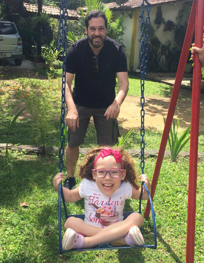 Agadir Faria com a filha Letcia, direito de ser feliz. Foto: Arquivo Pessoal