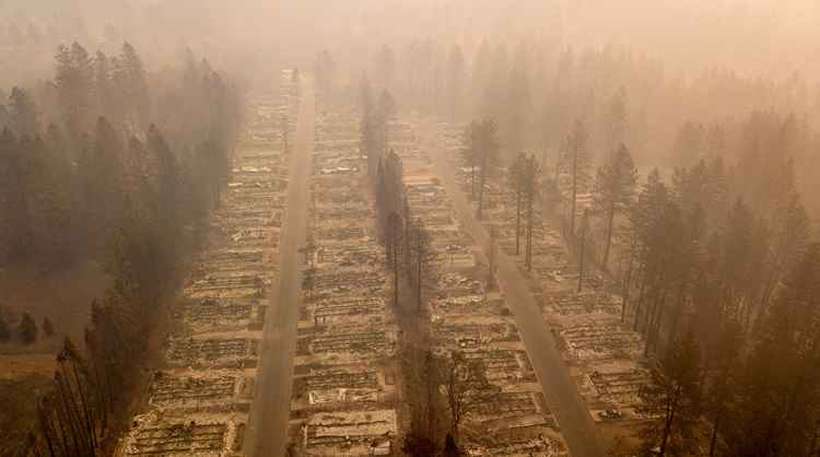 Vista de bairro queimado em Paradise, Califrnia. Foto: Josh Edelson/AFP 