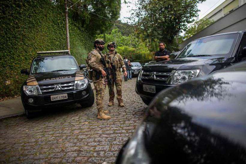 Desde o atentado em Juiz de Fora, Bolsonaro passou a andar com uma escolta policial reforada. Foto: Mauro Pimentel/AFP