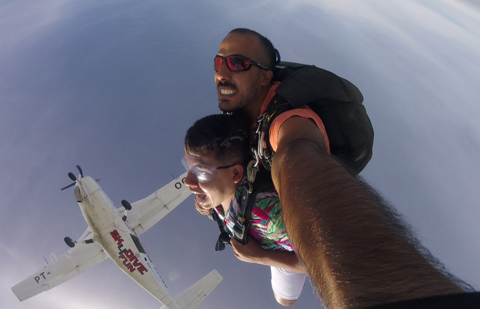 A equipe foi convidada a saltar pelo grupo Sky Dreamers. Foto: Bruno Cury/Divulgao 