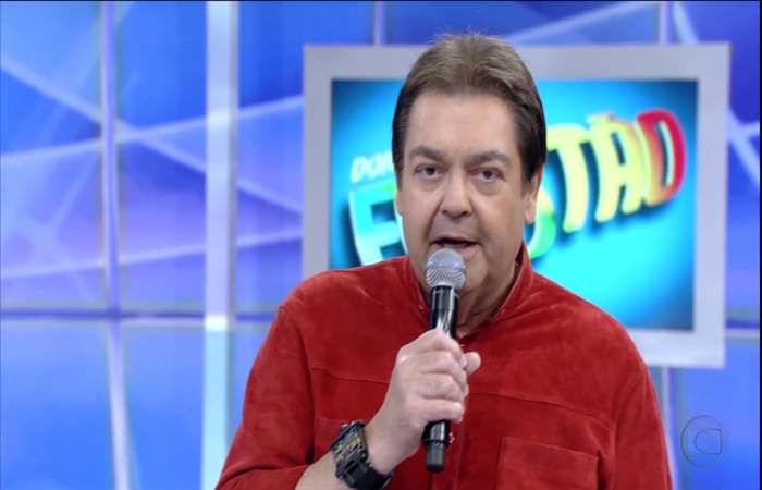 O comunicador celebrou os trinta anos de programa. Foto: Reproduo/TV Globo 