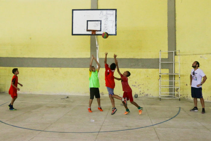 Atividades como futsal, vlei, basquete, handebol e futebol de campo acontecem no espao. Foto: Alice Mafra/Divulgao.
