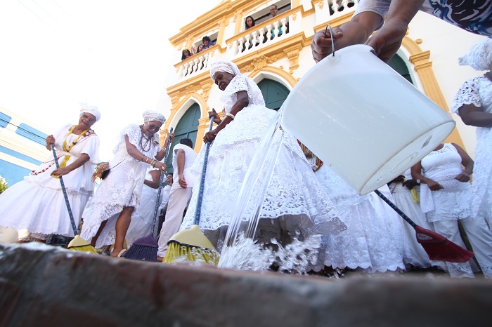 Lavagens das ruas abrem o ano para as prvias e para o Carnaval de Olinda. Foto: Peu Ricardo/DP