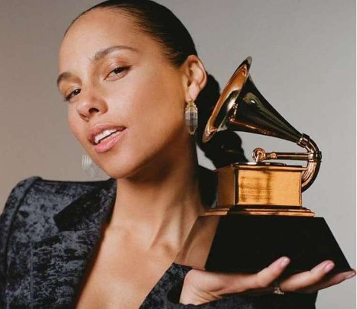 A cerimnia de premiao do Grammy acontece no dia 10 de fevereiro. Foto: Reproduo/Instagram