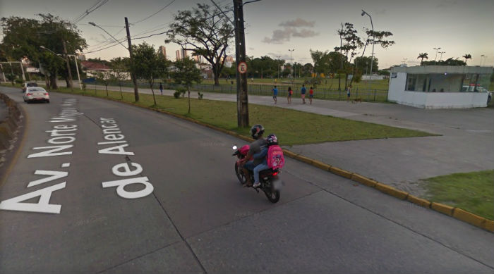 Semforo passa a operar ao lado do Parque Urbano da Macaxeira. Foto: Reproduo Google Maps