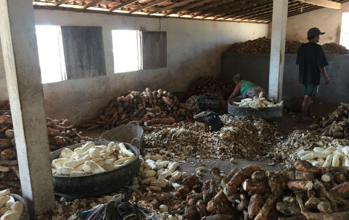 inspees em casas de farinha localizadas em Lajedo e Jupi. Foto: Divulgao Polcia Rodoviria Federal