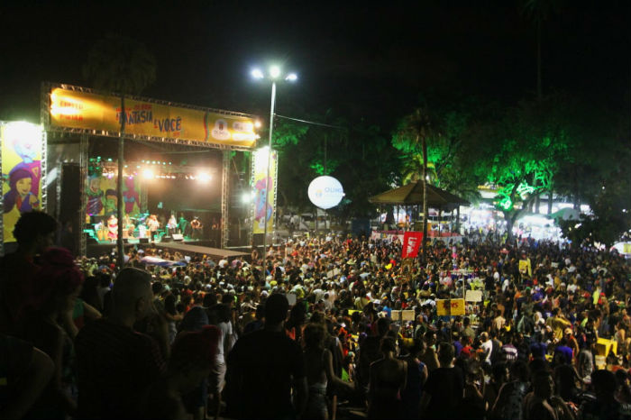 Abertura do carnaval de Olinda lota a Praa do Carmo. Foto: Bruna Costa/Esp.DP.