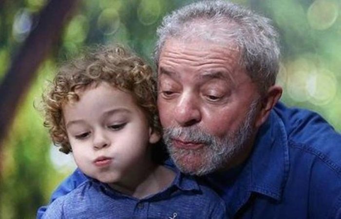 Neto do ex-presidente Lula, Arthur Arajo Lula da Silva, de 7 anos, morreu vtima de meningite meningoccica. Foto: Instagram / Reproduo