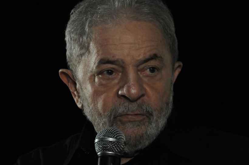 Preso desde abril do ano passado na Superintendncia da Polcia Federal de Curitiba, Lula prestaria depoimento juntamente em outros trs inquritos que tramitam no Paran. Foto: Lus Nova/Esp. CB/D.A Press