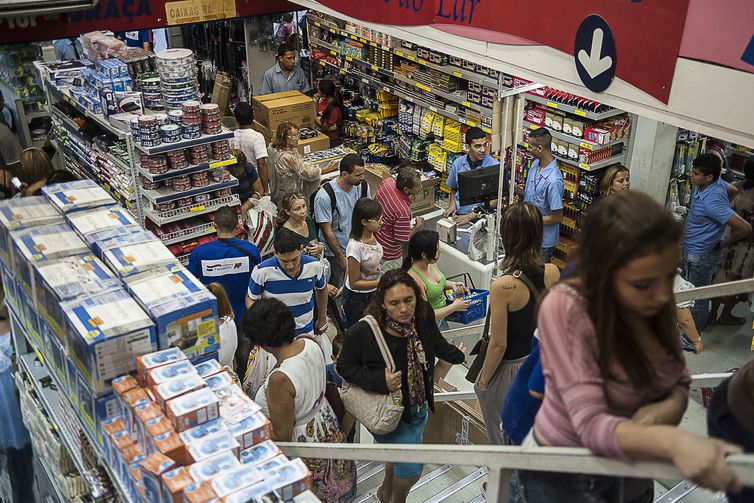Inteno de Consumo caiu 0,4% de fevereiro para maro, mas cresceu 11,4% em relao a maro de 2018. Foto: Arquivo/Marcelo Camargo/Agncia Brasil/EBC