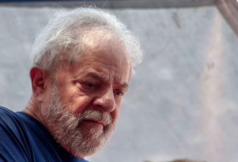 Julgamentos marcados para as prximas semanas no Supremo e no STJ podem tirar o ex-presidente do regime fechado. Um deles analisa a possibilidade de incio de cumprimento da pena aps segunda instncia. Foto: Miguel SCHINCARIOL/AFP