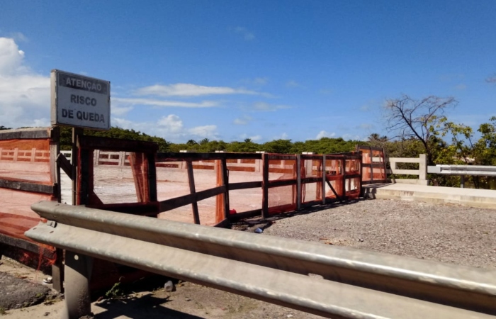 A ponte do Janga continua com uma das faixas que foi alargada em obras. 
Foto: Iris Medeiros/Cortesia. (Foto: Iris Medeiros/Cortesia.)