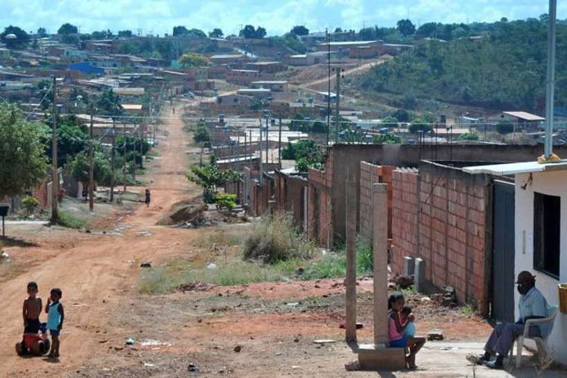 O mesmo levantamento aponta que 94% da populao acredita que os impostos pagos devem ser usados para beneficiar os mais pobres. Foto: Pedro Ladeira/Esp. CB/D.A Press