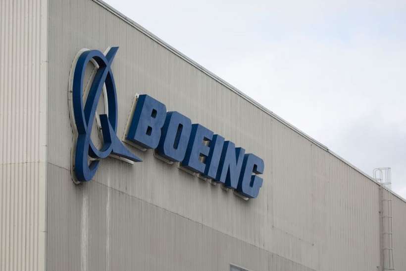 Presidente da Boeing exibiu em sua conta do Twitter um vídeo no qual compartilha as novas perspectivas sobre o processo de uma nova certificação para o modelo 737 MAX. Foto: Jason Redmond/AFP Presidente da Boeing exibiu em sua conta do Twitter um vídeo no qual compartilha as novas perspectivas sobre o processo de uma nova certificação para o modelo 737 MAX. Foto: Jason Redmond/AFP