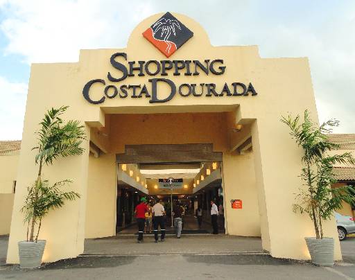 Vacncia atual do mall fica entre 2% e 3%, e 32 lojas devem chegar aps a reforma. Foto: Shopping Costa Dourada/Divulgacao (Foto: Shopping Costa Dourada/Divulgacao)