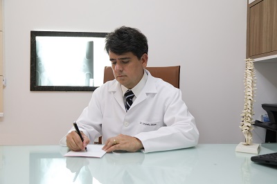 Médico Leandro Braun alerta para os riscos. Crédito: Divulgação