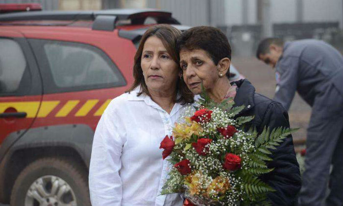 Mulheres foram homenageadas neste domingo. Foto: Corpo de Bombeiros / Divulgao