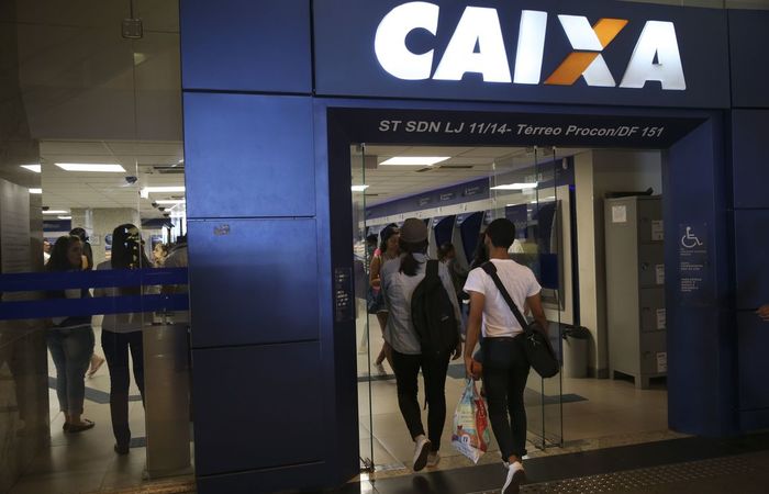 A Caixa tem hoje 96.361 mil funcionÃ¡rios. Foto: JosÃ© Cruz/AgÃªncia Brasil (A Caixa tem hoje 96.361 mil funcionÃ¡rios. Foto: JosÃ© Cruz/AgÃªncia Brasil)