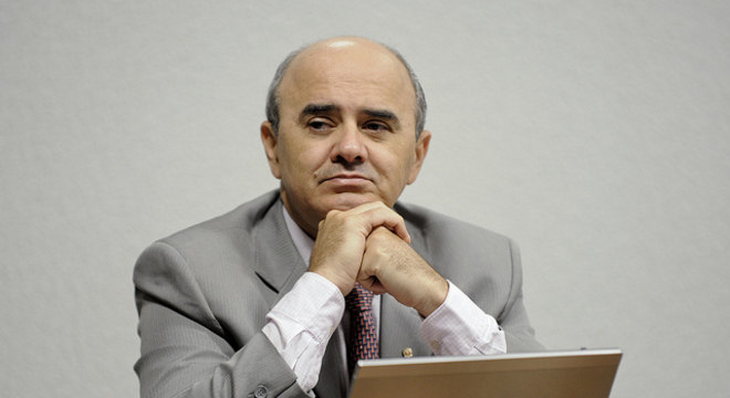 O vice-procurador-geral da República, Luciano Mariz Maia, foi o responsável por enviar ao Supremo Tribunal Federal (STF) o parecer favorável ao perdão. Foto: Marcos Oliveira/Agência Senado (Foto: Marcos Oliveira/Agência Senado) O vice-procurador-geral da República, Luciano Mariz Maia, foi o responsável por enviar ao Supremo Tribunal Federal (STF) o parecer favorável ao perdão. Foto: Marcos Oliveira/Agência Senado (Foto: Marcos Oliveira/Agência Senado)