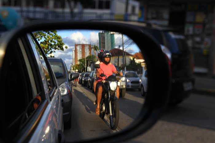 Motos no precisavam usar folha de papel da Zona Azul, mas tero que usar o sistema digital. Foto: Rafael Martins/DP.