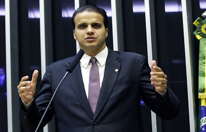 O deputado federal Lucas Gonzalez Ã© o lÃ­der de despesas com a cota parlamentar dentro da bancada do Novo. Foto: ReproduÃ§Ã£o/Facebook (Foto: ReproduÃ§Ã£o/Facebook)