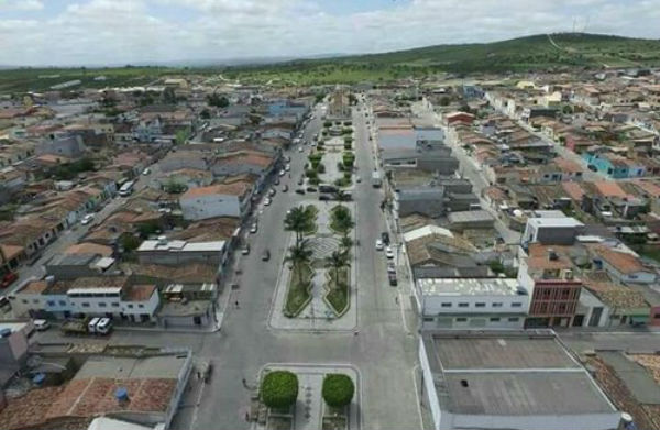 Cidade fica a 206 quilmetros do Recife. Foto: Site Oficial Prefeitura