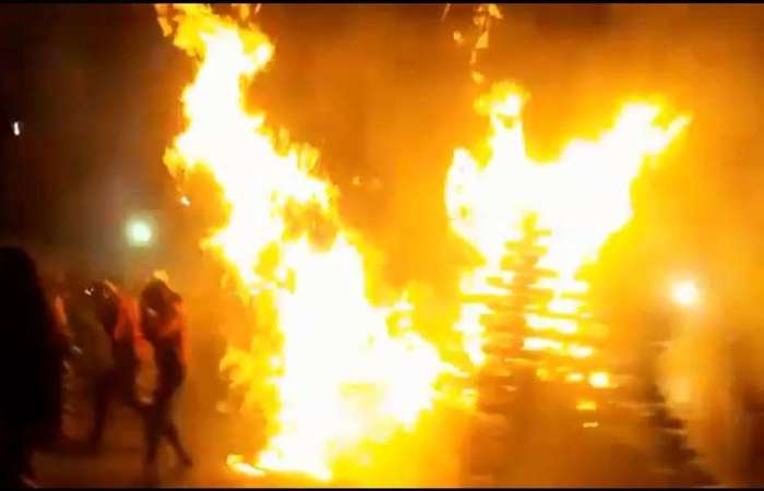 Exploso aconteceu no momento em que Rogrio e Aline acenderam a fogueira. Foto: Reproduo/Twitter