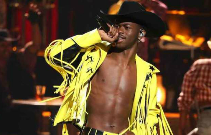 Lil Nas X em apresentao no BET Awards, em Los Angeles, no ltimo dia 23 de junho. Foto: JEAN-BAPTISTE LACROIX/AFP/