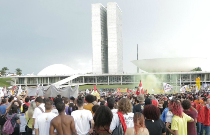 Cena do documentrio Onde Comea um Rio, que versa sobre as ocupaes universitrias de 2016 contra a PEC do Teto. Foto: Reproduo