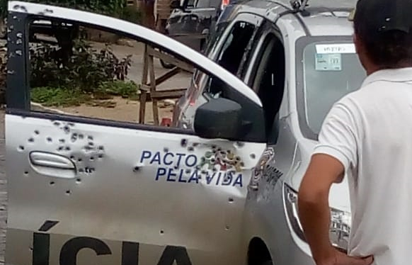Ao policial aconteceu no dia seguinte  morte de um PM pernambucano, cuja viatura foi alvejada por mais de 40 tiros - Divulgao/PMPE