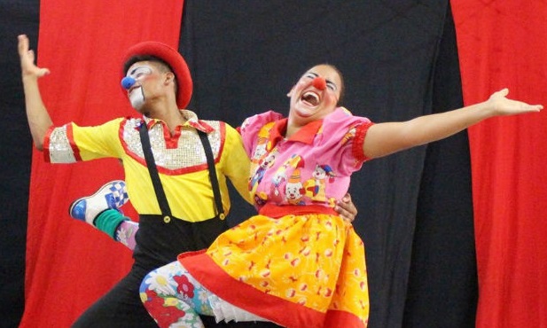 Os palhaos Anninha e Palito sero mestres de cerimnia na Mostra Cena Circo, no domingo (21). Foto: Divulgao