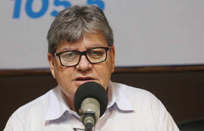 "NÃ£o vou descer a esse nÃ­vel", disse o governador JoÃ£o AzevÃªdo - Francisco FranÃ§a/Secom-PB
