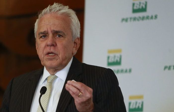 Resultado de imagem para Petrobras não deve investir em energias renováveis, diz presidente