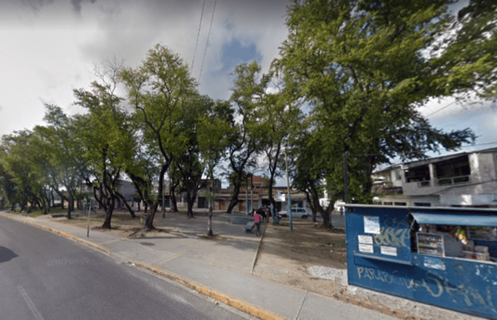 Crime ocorreu na Praa Amante das Flores, localizada na Av. Rio So Francisco - Foto: Google Street View/Reproduo 