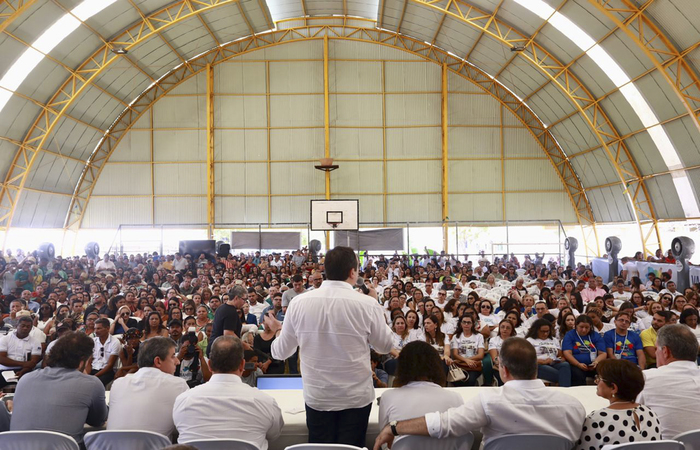 No seminário, o governador Paulo Câmara ouviu propostas da população. FOTO: Hélia Scheppa/SEI No seminário, o governador Paulo Câmara ouviu propostas da população. FOTO: Hélia Scheppa/SEI