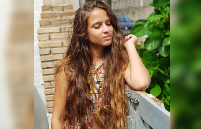 Resultado de imagem para debora oliveira kart