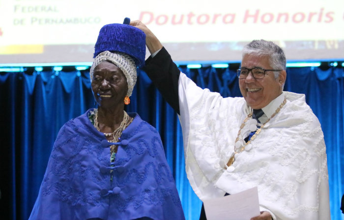 "Era um sonho antigo, mas Deus me disse para esperar e, até que enfim, se realizou", disse Lia sobre o título. Foto:Tarciso Augusto/DP