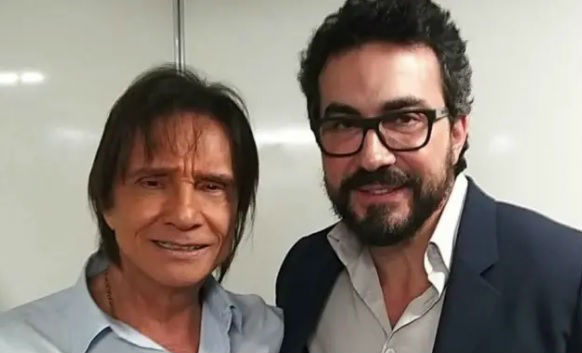 Roberto Carlos e o padre Fbio de Melo se encontraram durante um show realizado por Roberto, em So Paulo. Foto: Instagram / @robertocarlosoficial
