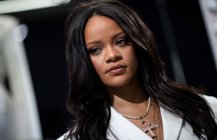 Rihanna posa durante evento promocional da sua marca em Paris - Crditos: AFP. 