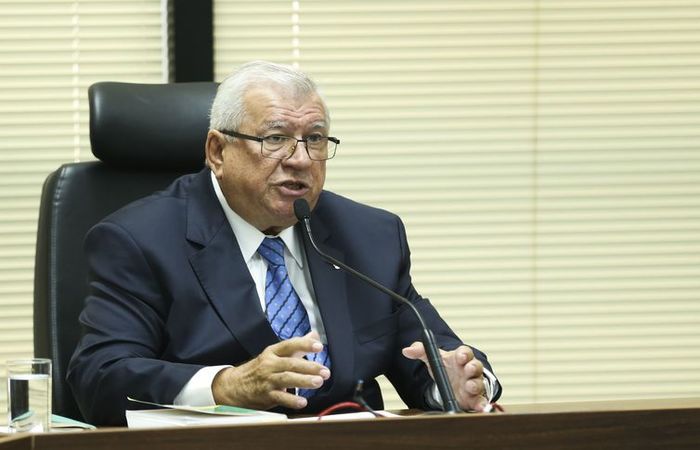 Alcides Martins assumiu o comando da PGR de forma interina com a saída de Raquel Dodge. Foto: José Cruz/Agência Brasil
(Foto: José Cruz/Agência Brasil) Alcides Martins assumiu o comando da PGR de forma interina com a saída de Raquel Dodge. Foto: José Cruz/Agência Brasil
(Foto: José Cruz/Agência Brasil)