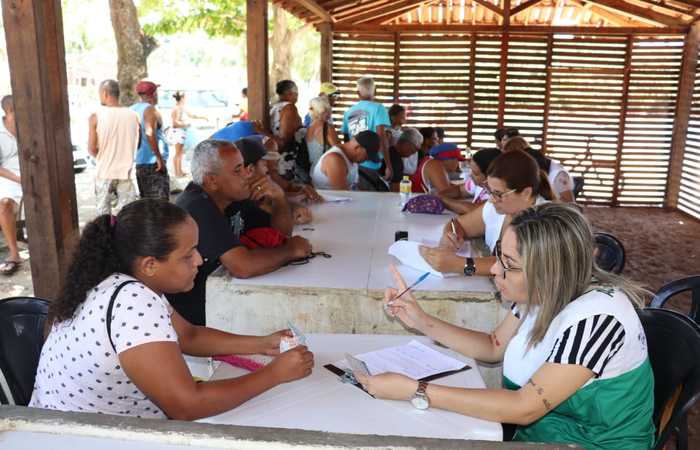 Cadastramento dos pescadores do Cabo de Santo Agostinho  uma iniciativa do municpio para ajuda com recursos prprios. Crdito PMCS/Divulgao