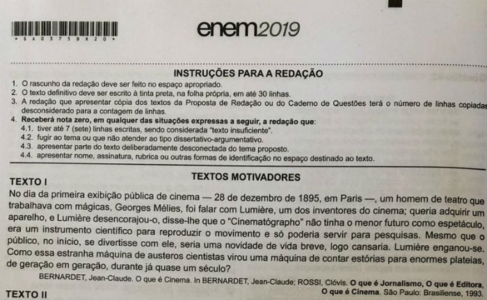 A proposta da redao vazou antes da liberao dos cadernos.
 (Foto: WhatsApp/Reproduo.)