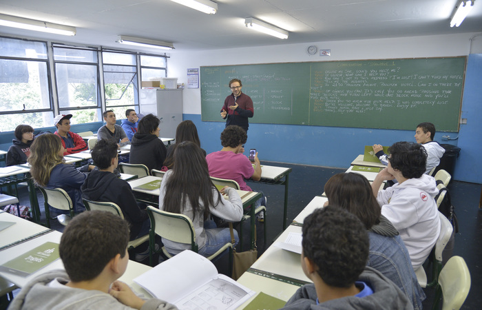 O perodo equivalente a um ano (800 horas) ser comum a todos os cursos de formao de professores, com conceitos educacionais e pedaggicos (Foto: Wilson Dias/Agncia Brasil)