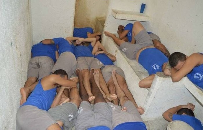 Entre as violaes apontadas est a existncia de um "calabouo da tortura" no Centro de Recuperao Prisional do Par (Foto: Reproduo )